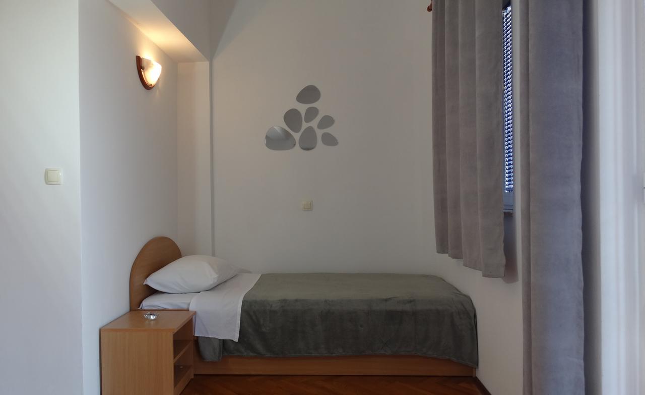 Guest House Mamut Kaštela Exterior foto